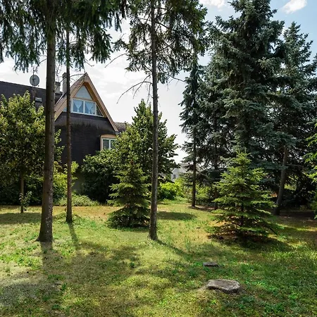 Nagy Villa Gyoenyoeru Panoramaval, Jakuzzival 펜션 *